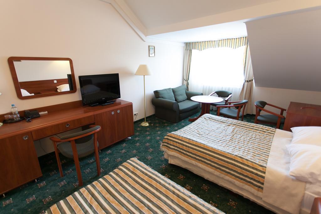 Hotel Twins II Warsawa Ruang foto