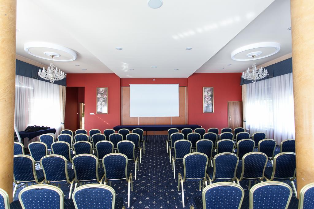 Hotel Twins II Warsawa Bagian luar foto