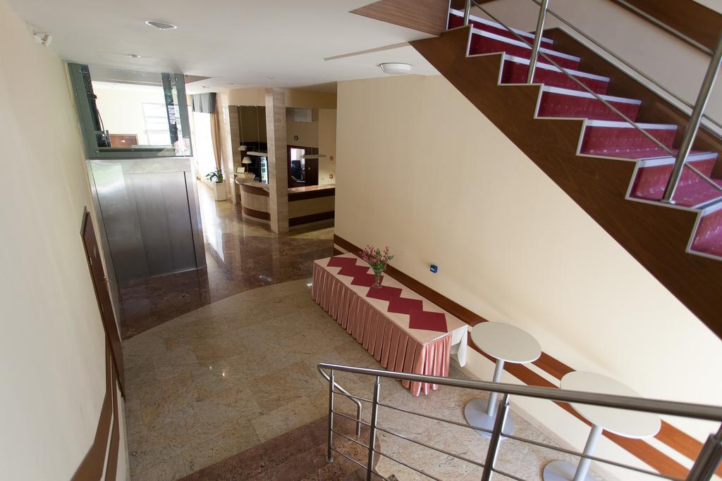 Hotel Twins II Warsawa Bagian luar foto